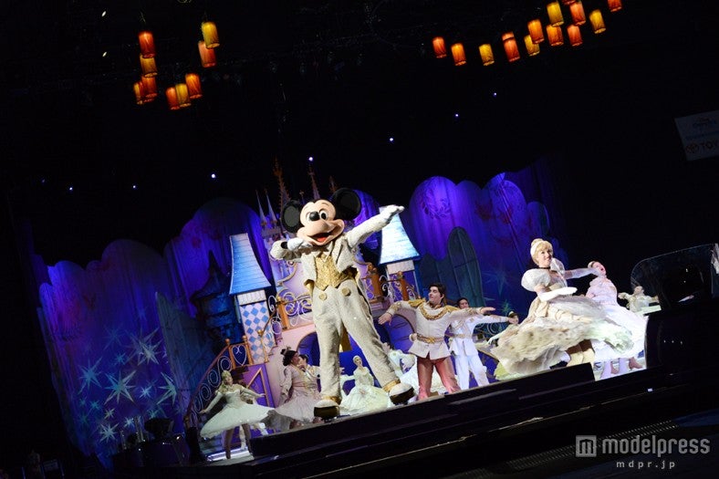 ミッキー＆ミニーも華麗に登場　ラプンツェルら3人のプリンセスの物語＜詳細レポ／写真特集＞