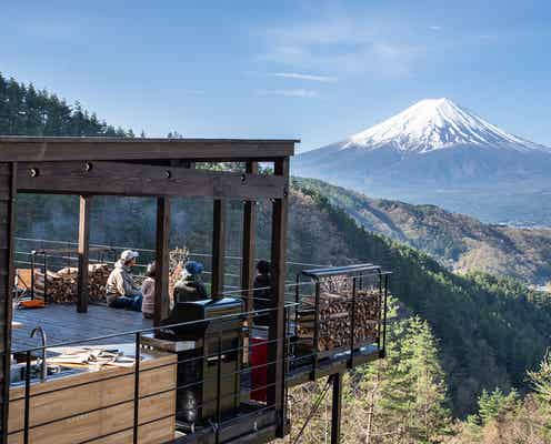 富士山&河口湖一望の絶景グランピング「つながる CAMP RESORT くうねるたす」自然の癒し溢れる特別な場所