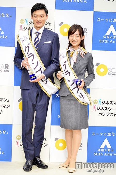 （左から）“美”ジネスマン・グランプリの山本学さん、“美”ジネスウーマン・グランプリの千田絵民さん