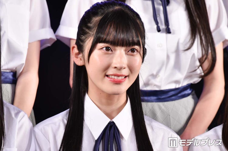 佐藤綺星 本田仁美卒コン タペストリー 小さから