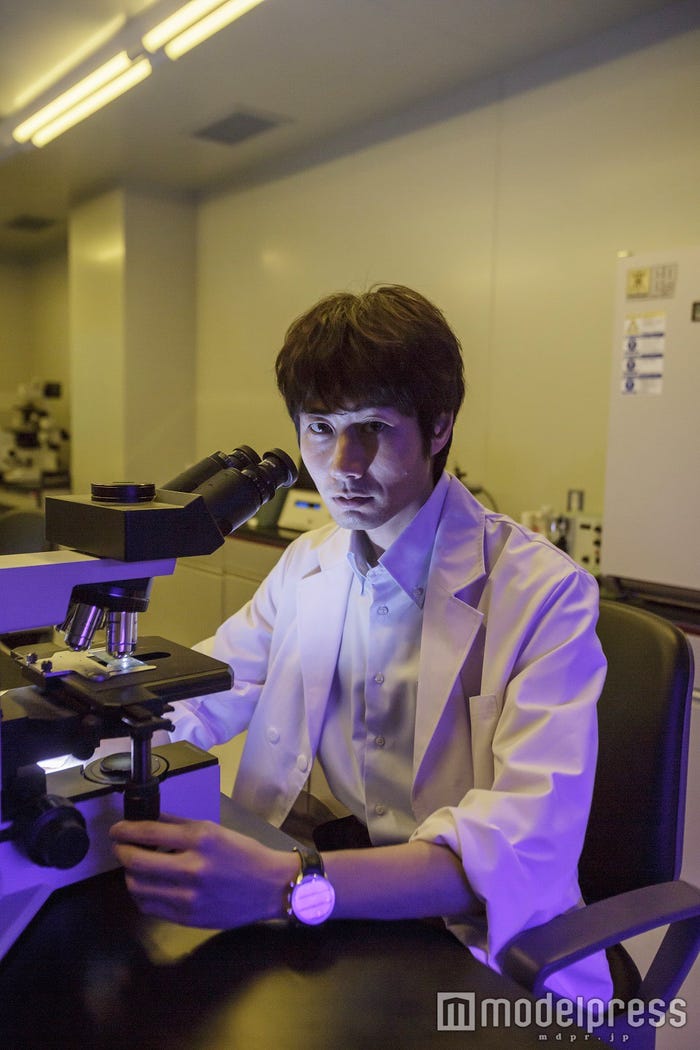 戸次重幸(C)2016「疾風ロンド」製作委員会