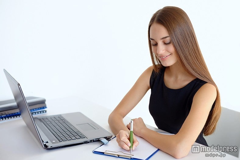 恋愛がどんどん遠のく「男性から“女”として見られない女性」の生態5つ