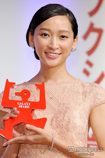 杏、栄えある受賞に歓喜　女優業を振り返る