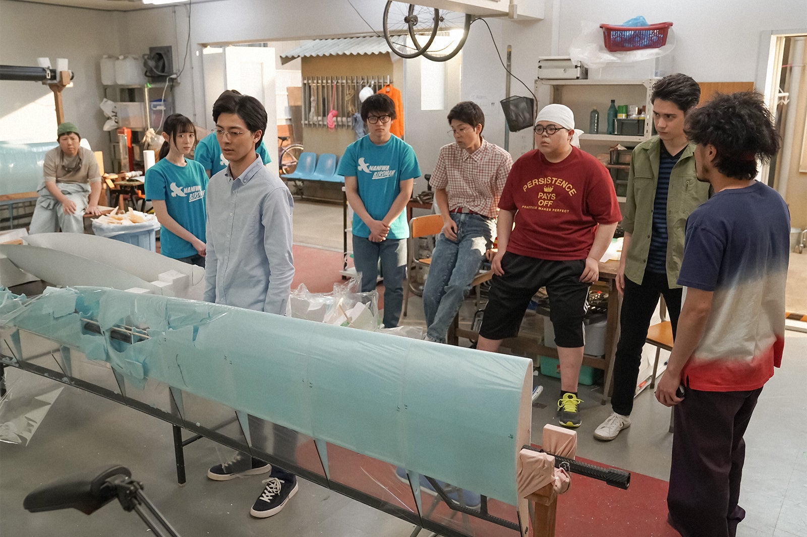 新名基浩、福原遥、高杉真宙、森田大鼓、永沼伊久也、松尾鯉太郎、トラウデン都仁、細川岳／「舞いあがれ！」第20話（C）NHK