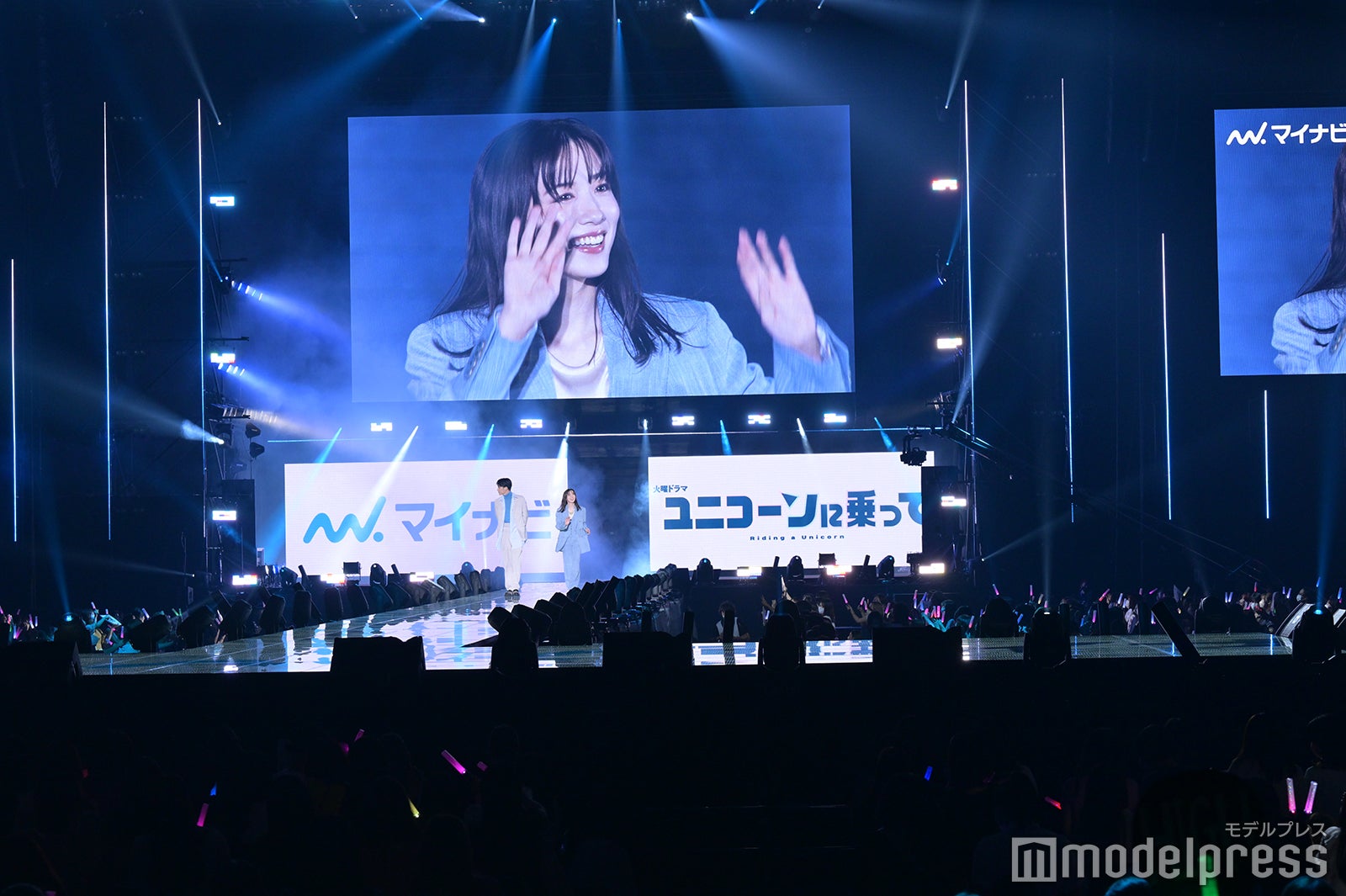 「ユニコーンに乗って」コラボステージの様子（C）モデルプレス