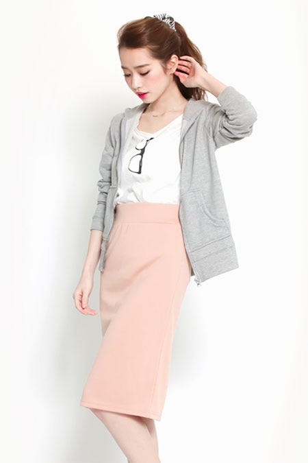 選べるひざ丈orミディ丈美尻タイトスカート「salus」1,290円(税込)