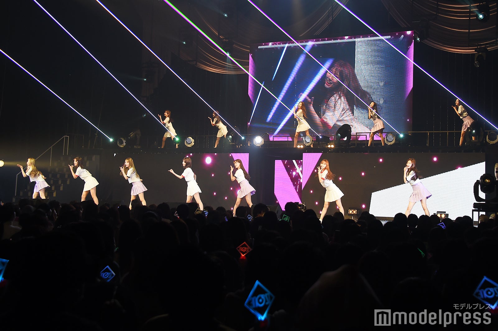 IZ*ONE （C）モデルプレス