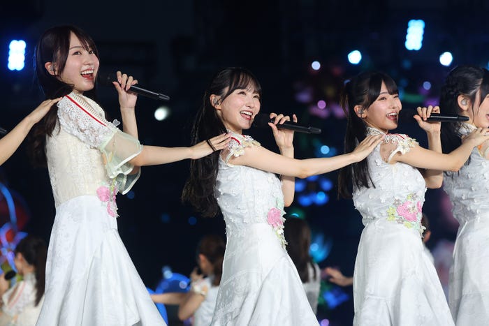 賀喜遥香、一ノ瀬美空、瀬戸口心月「乃木坂46 真夏の全国ツアー2026」(C)乃木坂46LLC