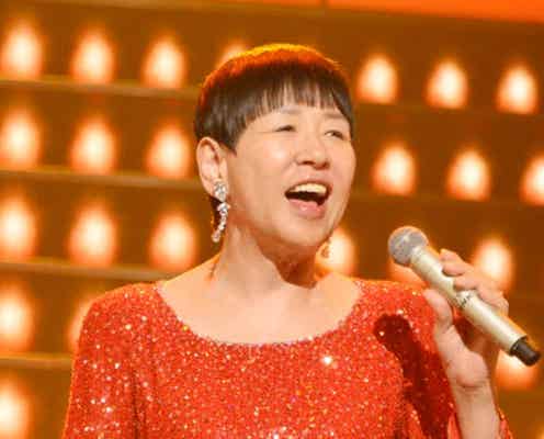 和田アキ子、きらびやかなドレスで魅了<紅白リハ2日目>