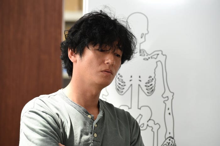 井浦新/『アンナチュラル』より(C)TBS