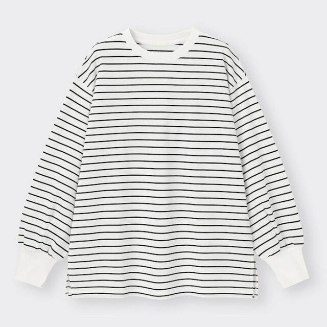 ライトスウェットオーバーサイズT GUでおすすめの新作トップス