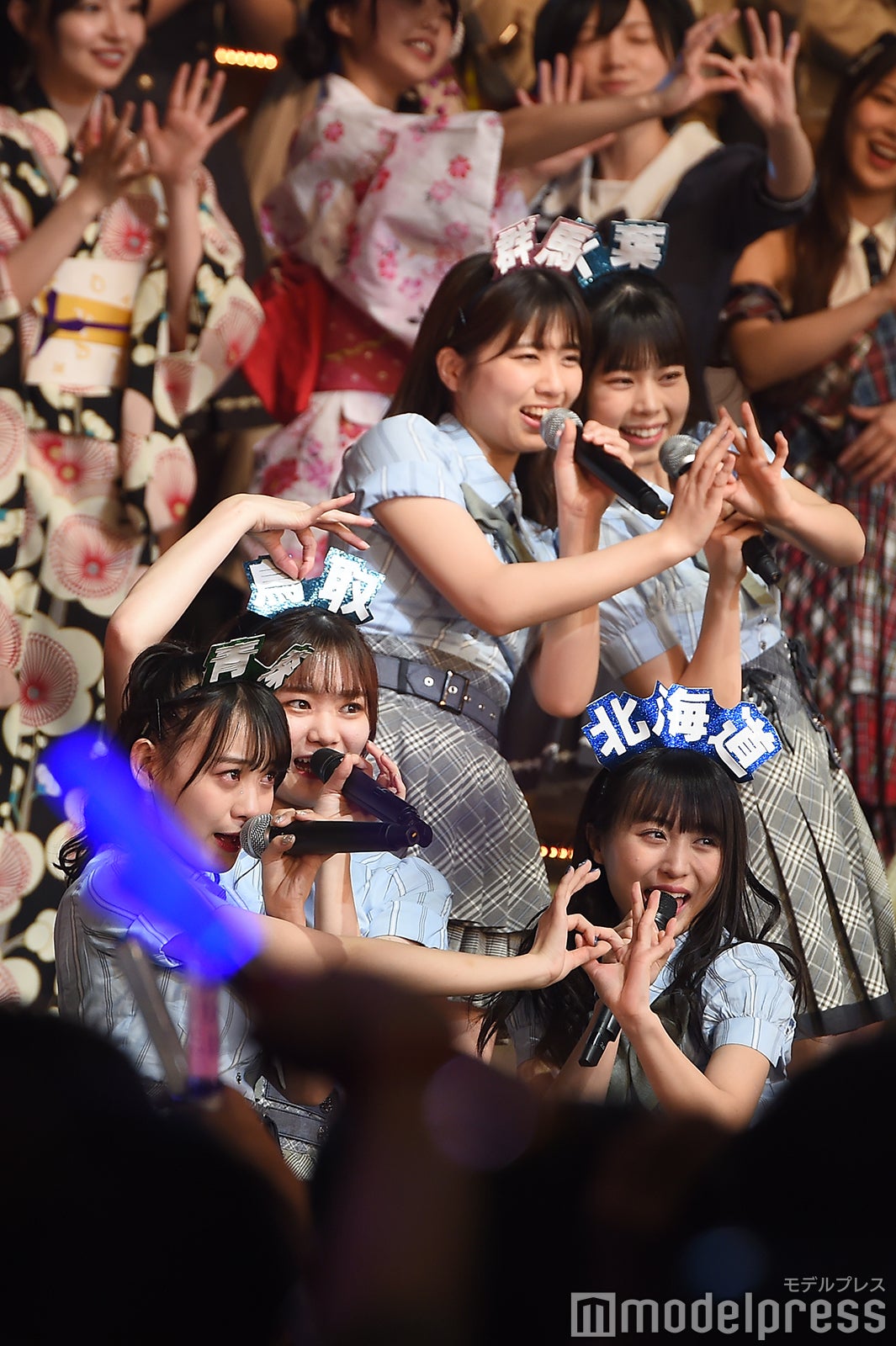 （左上から時計回りに）清水麻璃亜、吉川七瀬、坂口渚沙、中野郁海、横山結衣「AKB48グループリクエストアワー セットリストベスト100 2019」 （C）モデルプレス