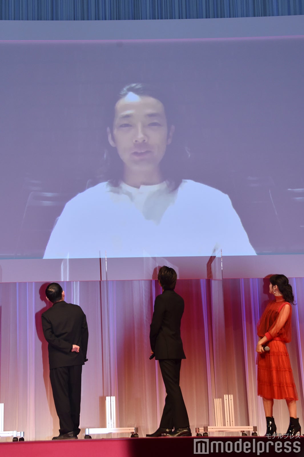 リモートで参加した森山未來 （C）モデルプレス