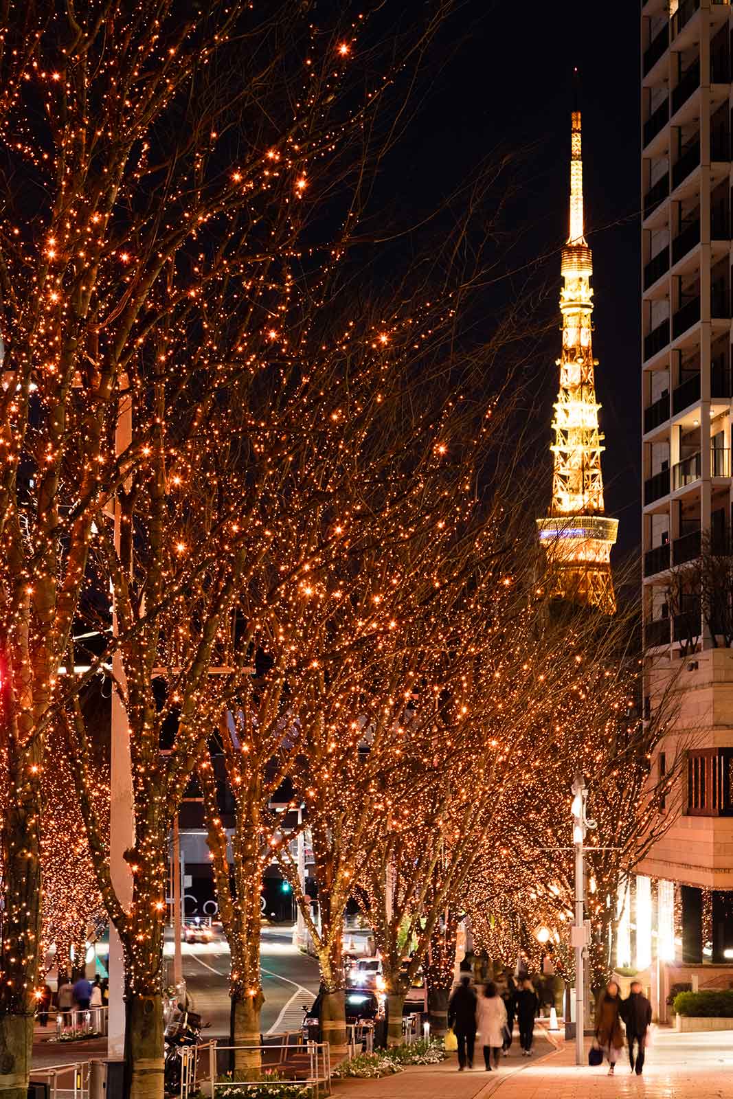 琥珀色のLED“CANDLE&amp;AMBER”昨年の様子／画像提供：森ビル株式会社