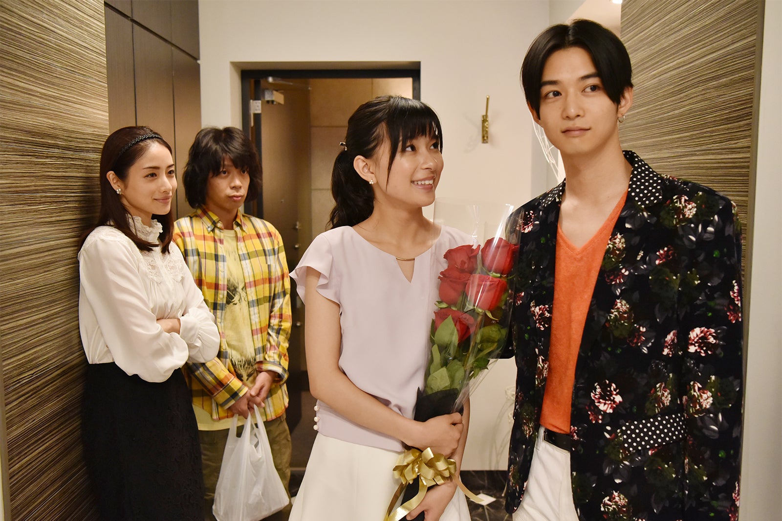 もも 石原さとみ 直人 峯田和伸 と結婚 母親の秘密が明らかに 高嶺の花 第5話あらすじ モデルプレス もも 石原さとみ 直人 峯田和伸 と結婚 母親の秘密が明らかに 高嶺の花 第5話あらすじ モデルプレス