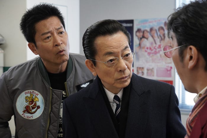 寺脇康文、水谷豊「相棒season22」第15話より(C)テレビ朝日