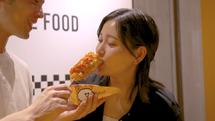 クロちゃん、恋人・リチの“禁断恋愛企画”に号泣 イケメンとの親密な姿に「さすがにダメ」