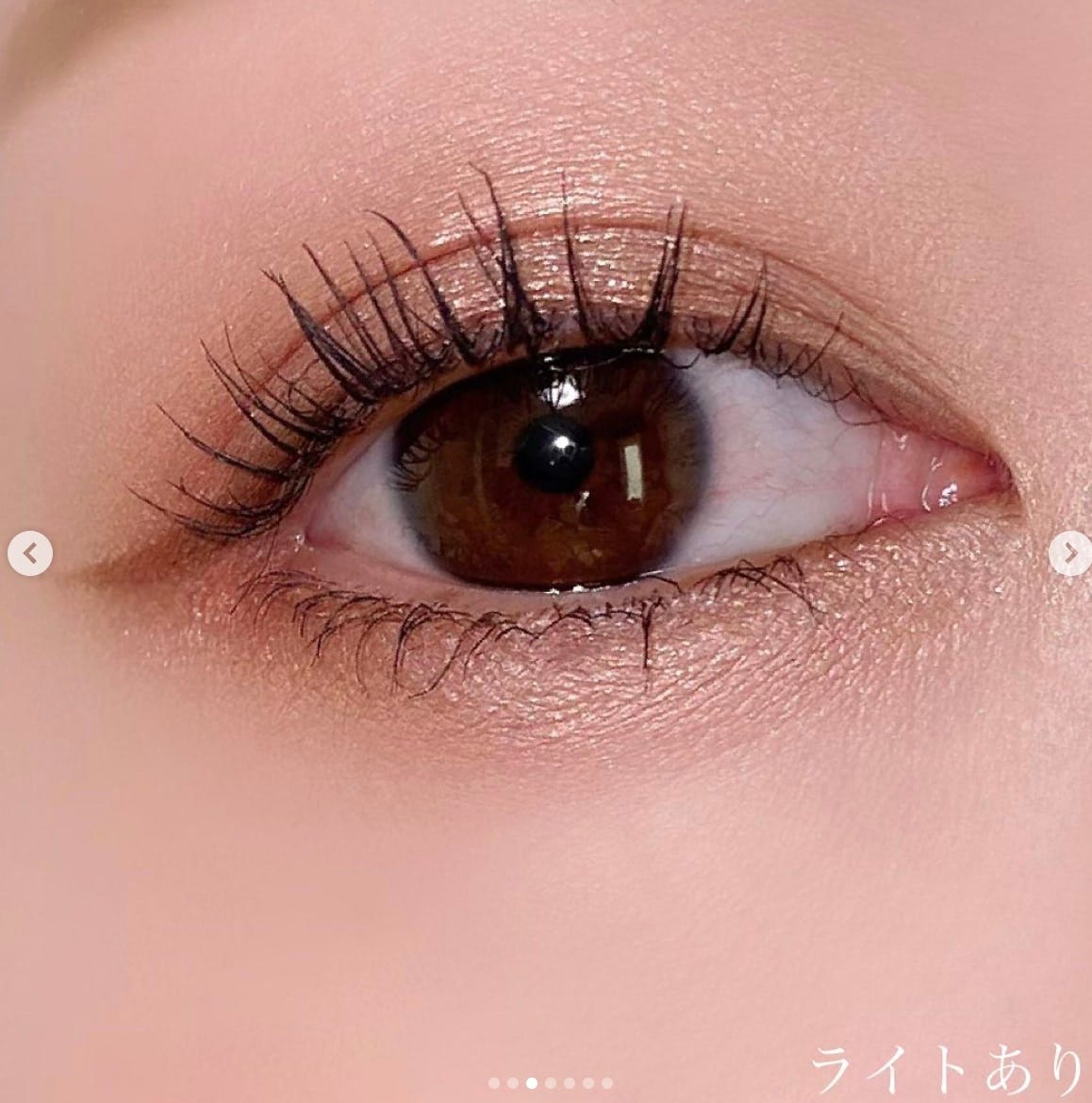 セザンヌの「ベージュトーンアイシャドウ」の「03アンティークベージュ」でメイクした様子