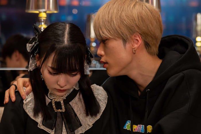 齊藤なぎさ、藤原樹 「明日、私は誰かのカノジョ」第8話より(C)「明日、私は誰かのカノジョ」製作委員会・MBS