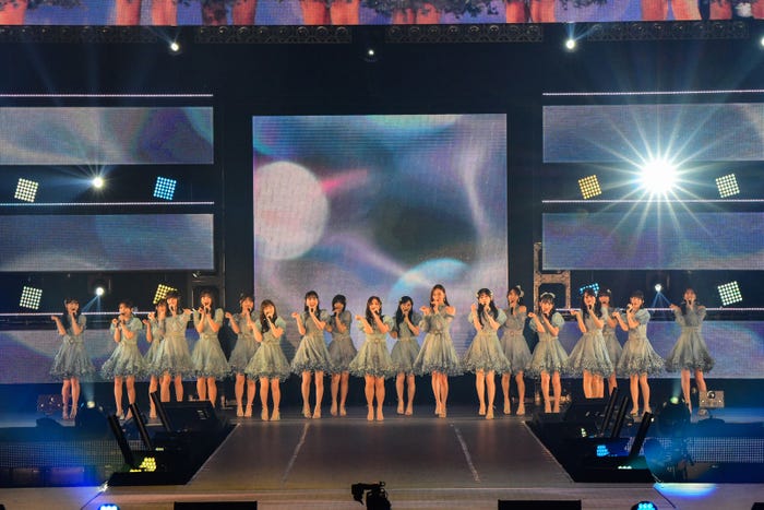 乃木坂46(C)Rakuten GirlsAward 2024 AUTUMN/WINTER