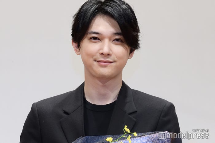 吉沢亮(C)モデルプレス