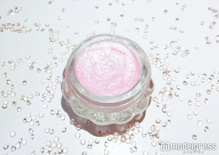 【ジルスチュアート】「ジェリーアイカラー“06 Angel tear”」/写真:mari(C)モデルプレス