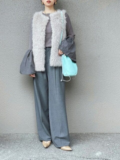 大人のワイドパンツコーデ