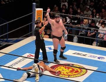 反則、介入なし…ウルフアロン“初”の真っ向勝負制して真夏の祭典「G1」出場決定「また一つレベルアップした」デビュー1年目は26年ぶり快挙