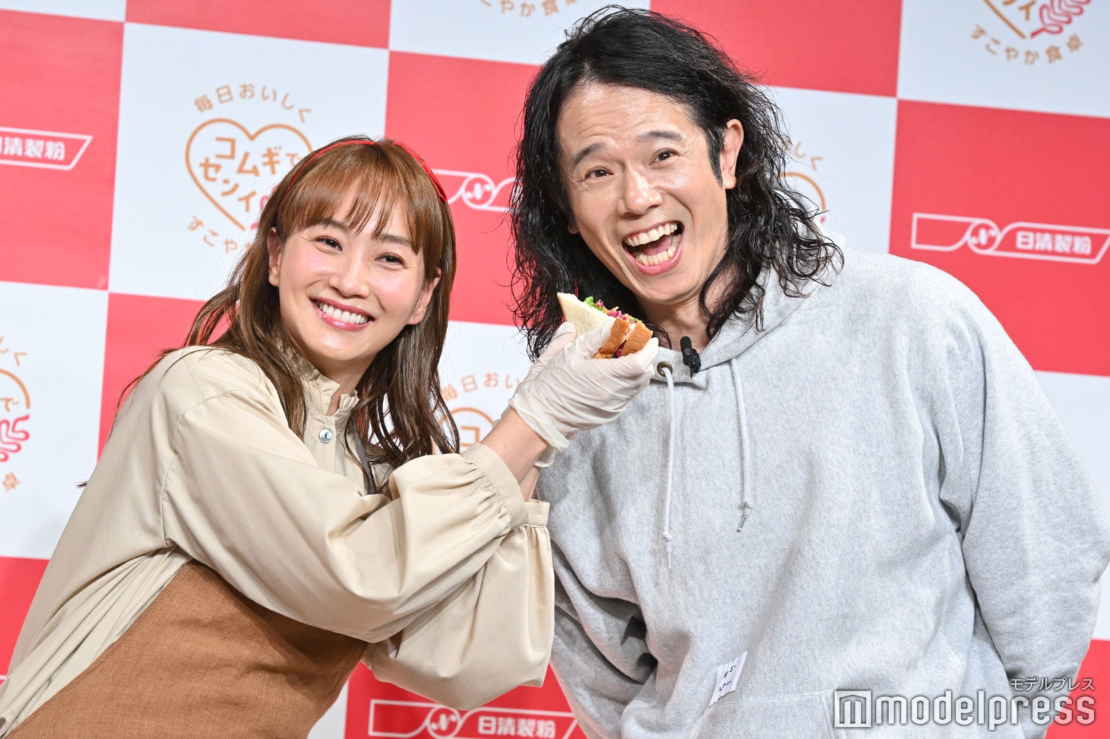 藤本美貴、庄司智春（C）モデルプレス