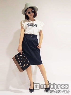 HELLO ロゴフリルTシャツ「deicy」7,020円(税込)