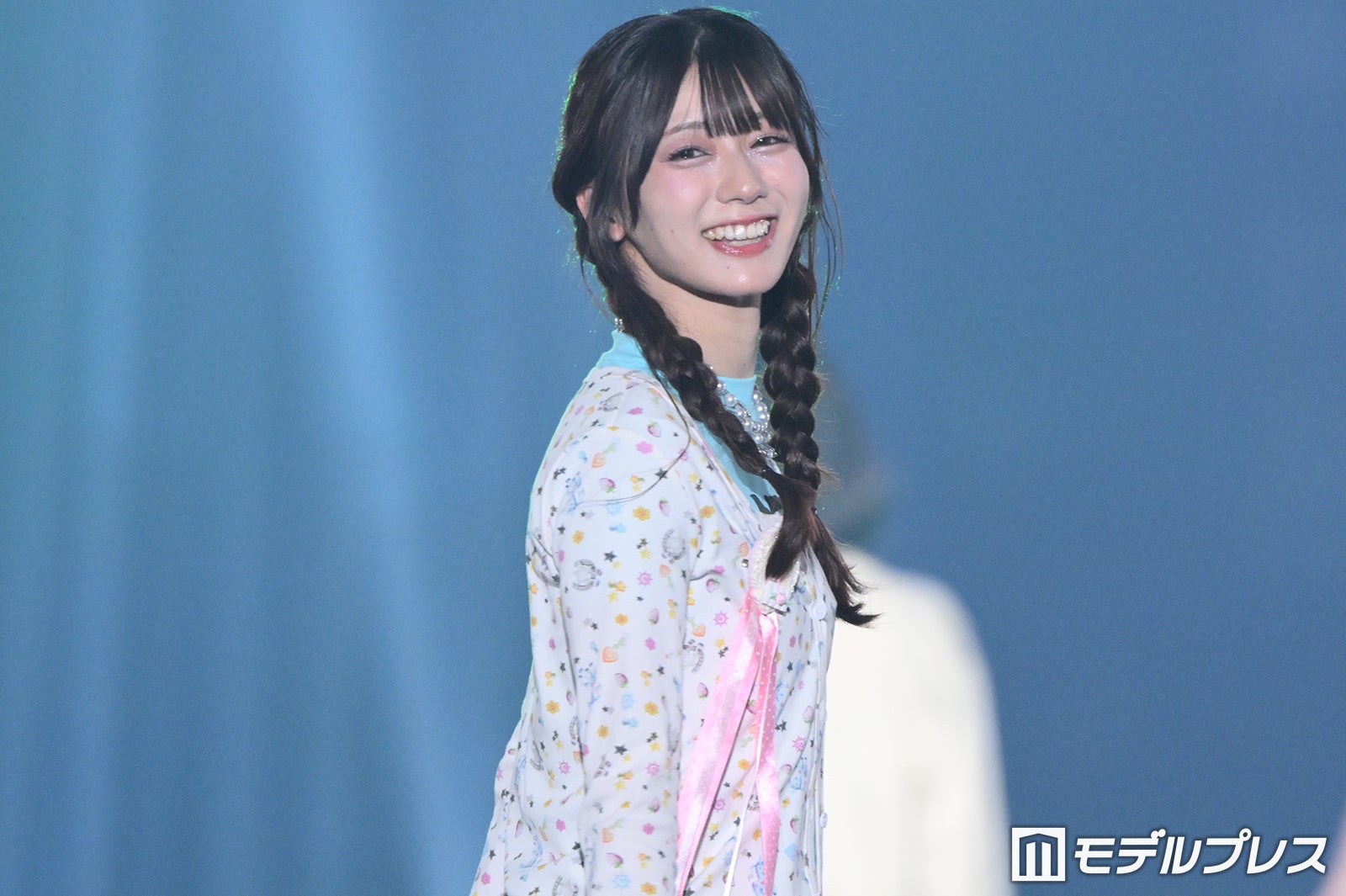 ≒JOY（C）モデルプレス