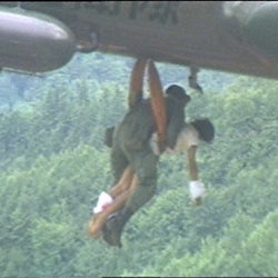 日航ジャンボ機墜落事故から30年…未公開だった生存者の証言、内部資料を独自入手