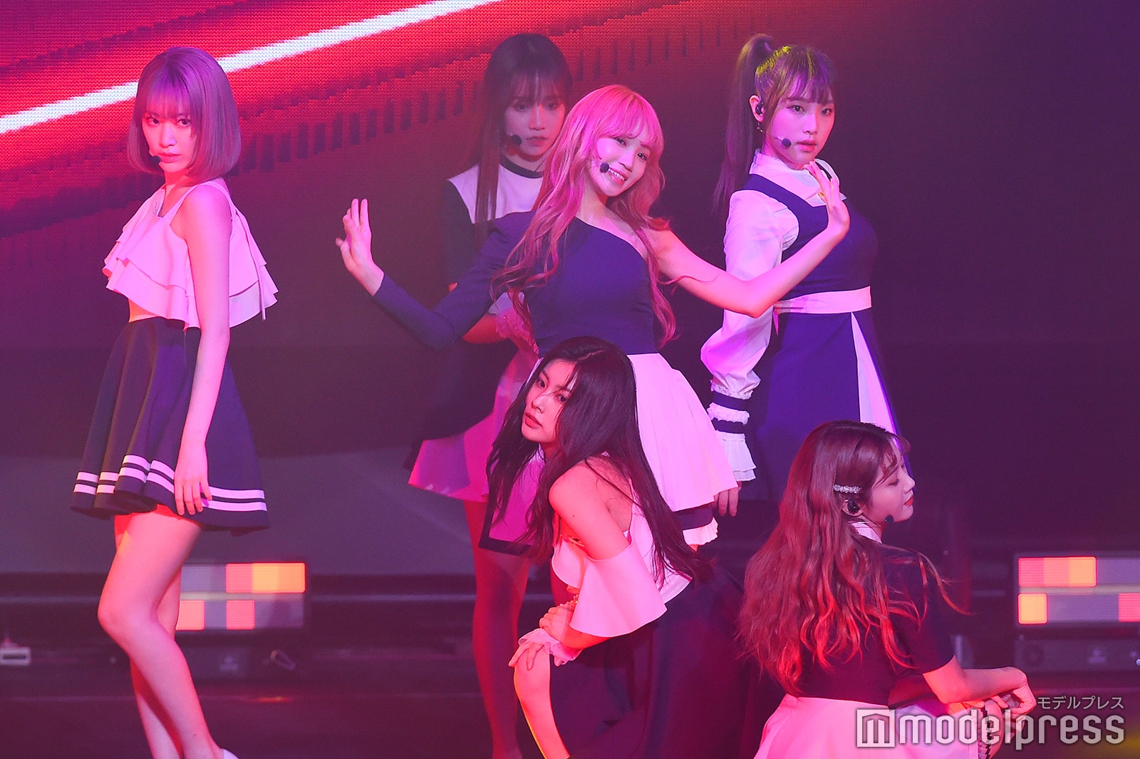 IZ*ONE（C）モデルプレス