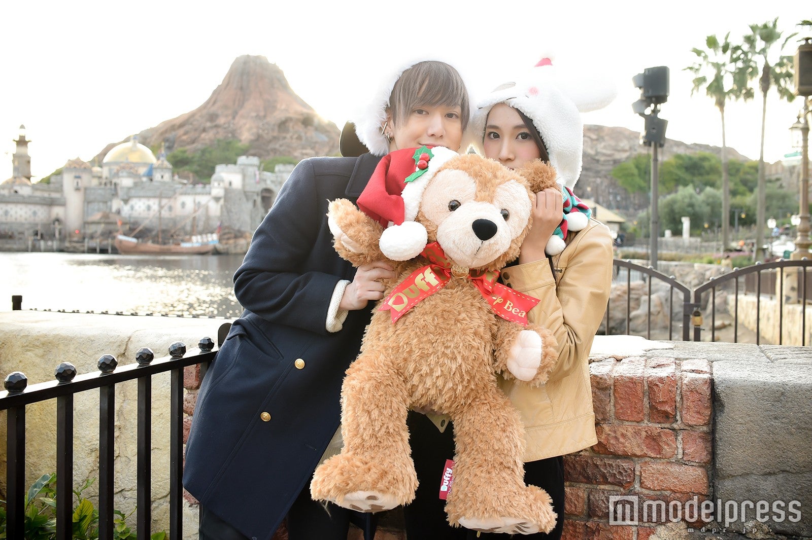 大きいサイズ感がたまらない／モデル：ゆーちゃそ王子、李璃（C）モデルプレス