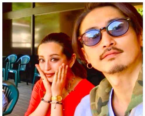窪塚洋介、妻・PINKYと出産前最後の旅行へ