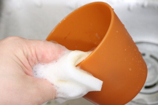ダイソーの食器にフィットするキッチンシートスポンジ（26枚