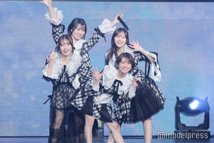 横山由依、北原里英、大島優子、指原莉乃(C)モデルプレス