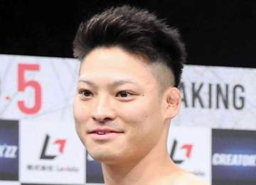 「ブレイキングダウンどころじゃなくなりました」BD選手が交通事故でガーゼだらけに痛々しい姿に 自転車で車に跳ねられる SNS騒然「事故とかマジかよ」