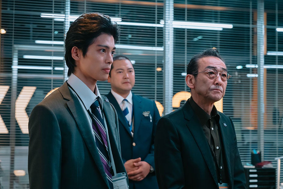 嘉島陸、吹越満「大空港～GATE24～」第1話（C）テレビ朝日