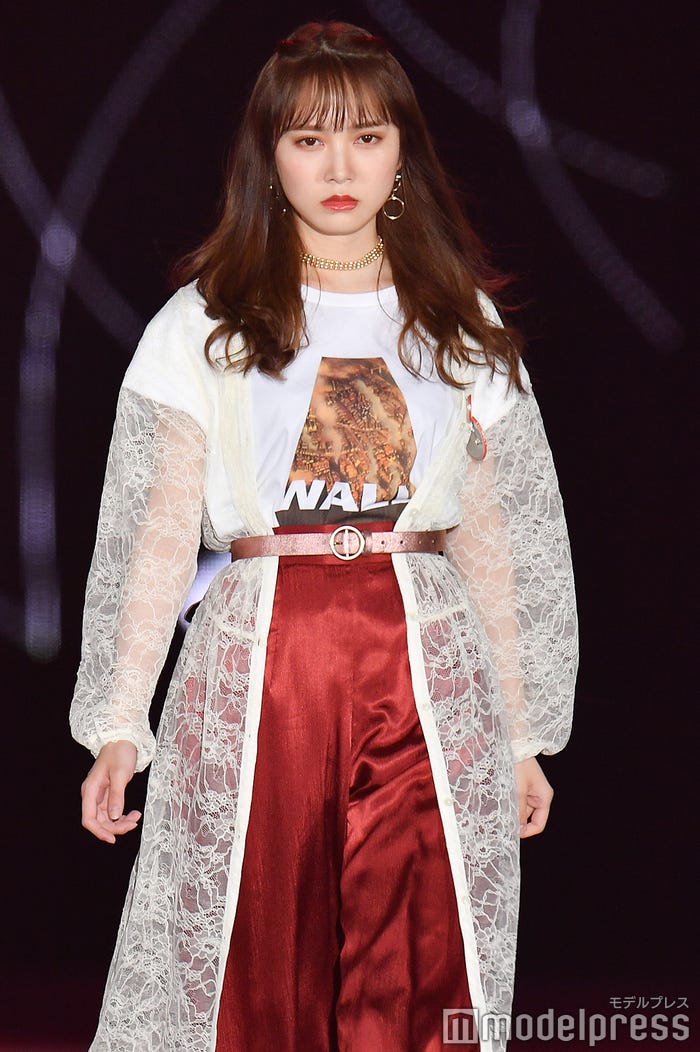 加藤史帆(C)モデルプレス