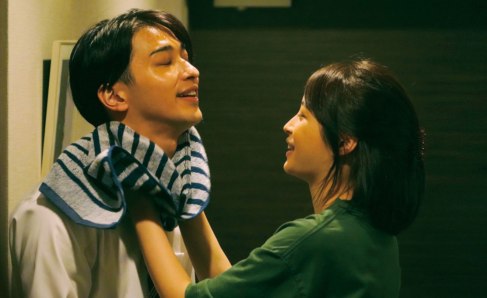 広瀬すず＆横浜流星、恋人同士の幸せそうな2ショット「流浪の月」場面写真解禁　驚きの役作りの裏側も