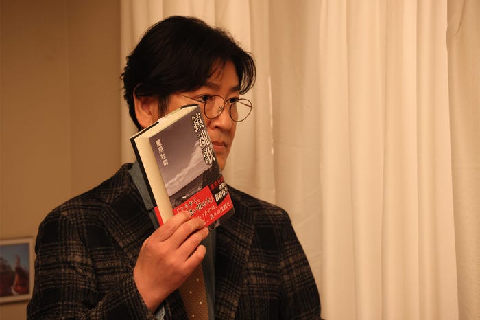 田中直樹「月夜行路 ―答えは名作の中に―」第1話(C)日本テレビ