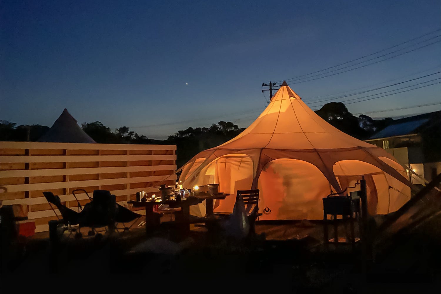 千葉に愛犬同伴可のグランピング施設「ロータスナイト」お洒落なテントでアウトドアステイ