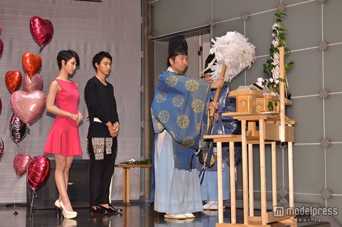 ヒット祈願の模様