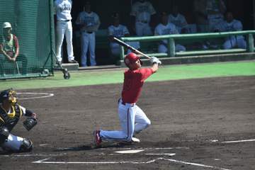 広島がソフトバンクとの接戦を制す 合流組が躍動 二俣がバックスクリーン直撃の特大弾 持丸は決勝打含む2安打2打点