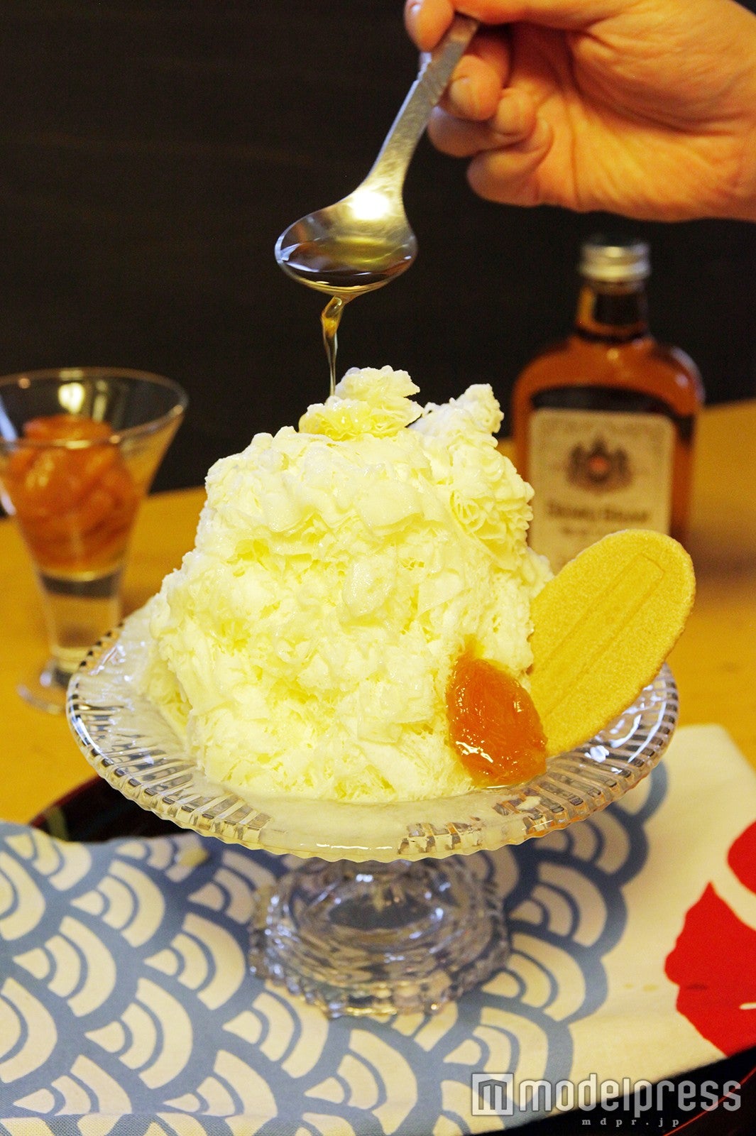 浅草よ兵衛びりびりデンキミルク／画像提供：「ご当地かき氷祭」PR事務局