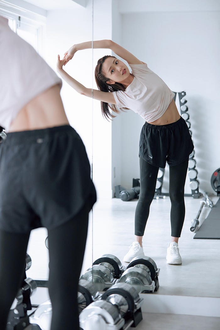 佐久間みなみ 1stフォトブック「みなみから」裏表紙カット(C)三宮幹史/フジテレビ/講談社