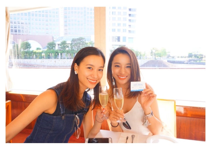 高橋メアリージュン「私は婚約とかしてないけど…」妹・ユウからの逆サプライズに感激