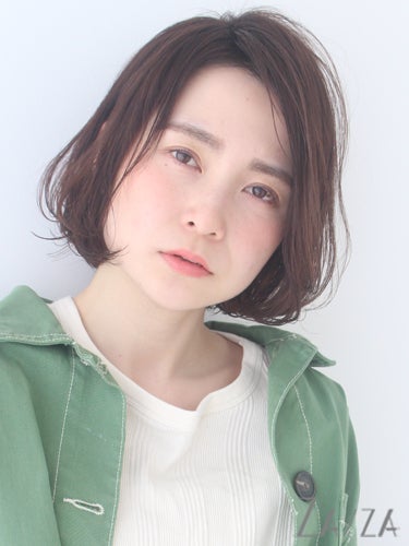 おでこが広い女性に似合う前髪なしの髪型って 悩みをカバーする大人スタイル モデルプレス おでこが広い女性に似合う前髪なしの髪型って 悩みをカバーする大人スタイル モデルプレス