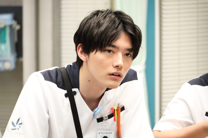 櫻井海斗「ナイト・ドクター」第1話より(C)フジテレビ